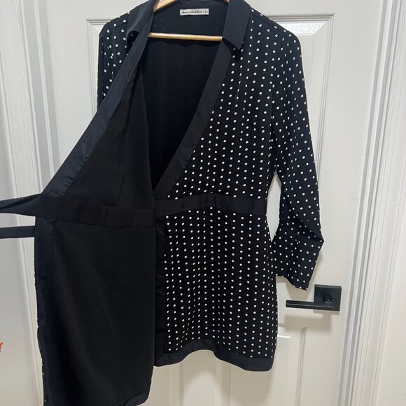 $98 Abercrombie & Fitch Black Polka Dot Wrap Dress Size Large Long Sleeve - Picture 5 of 10